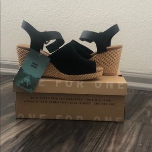 TOMS Suede Wedge